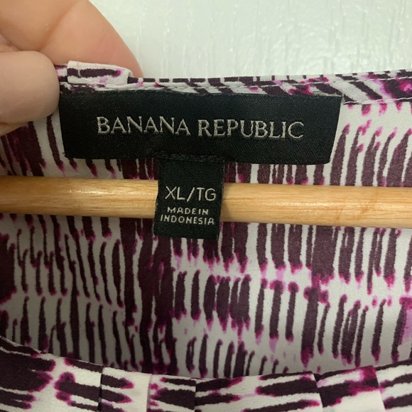 Banana Republic Blouse Size XL- NWOT - Picture 2 of 7